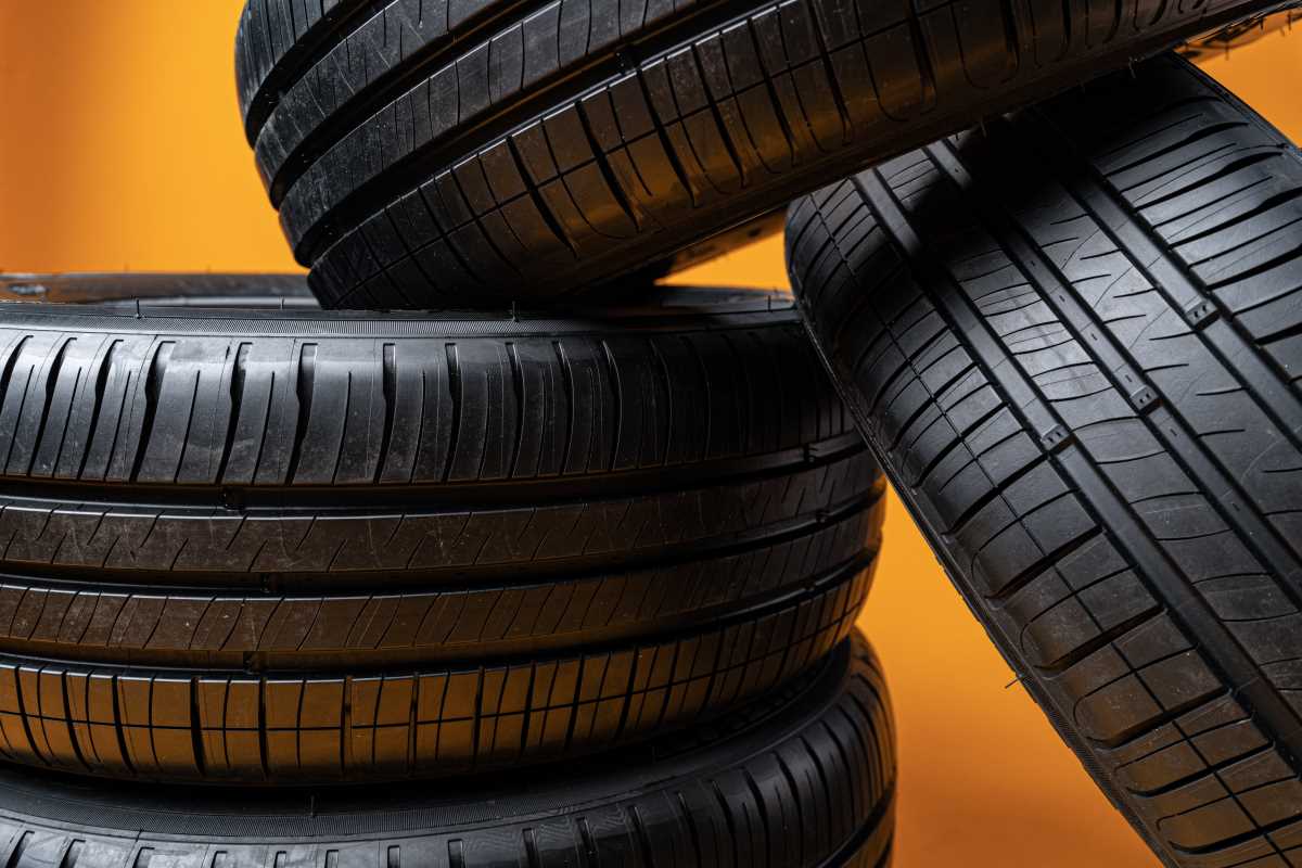 Top Products for Keeping Your Car’s Tires in Great Condition